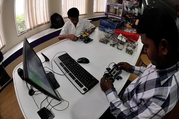 Robotics - Innovation Hub - BITM - Kolkata 2015-03-28 4878